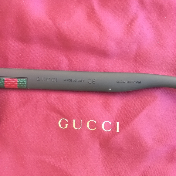 Men's GUCCI Sunglasses GG0010S - Picture 4 of 4